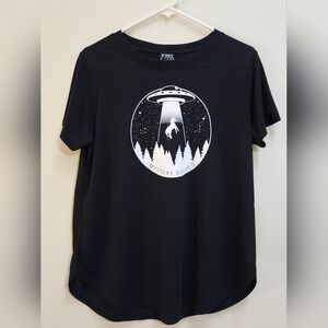 Modern Lux Black T-shirt With White Mystery Solved Logo Women's Size XL